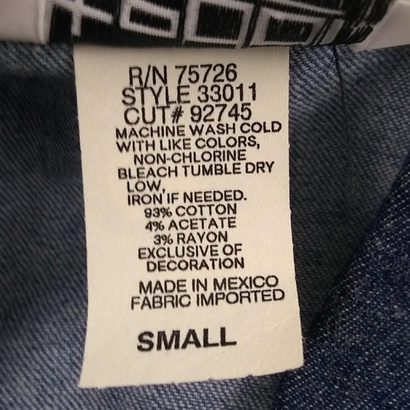 Teddi Women's Denim Patchwork Button Up Shirt Small Short Sleeve Top Blue - Picture 5 of 6